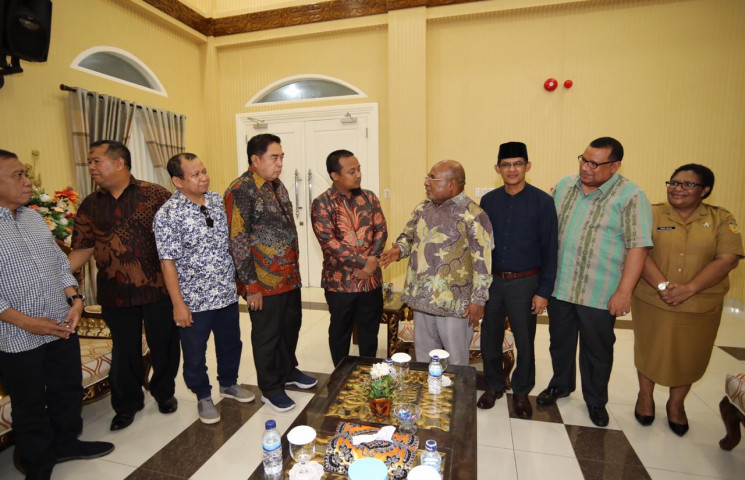 Wagub Sulsel Sebut  Warganya Diselamatkan Masyarakat Asli Wamena
